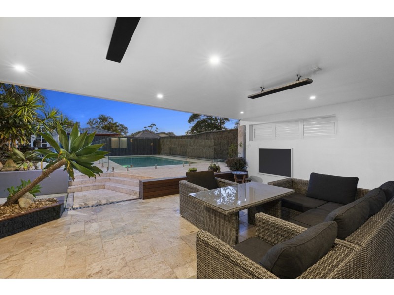 19 Barry Street, Bateau Bay NSW 2261