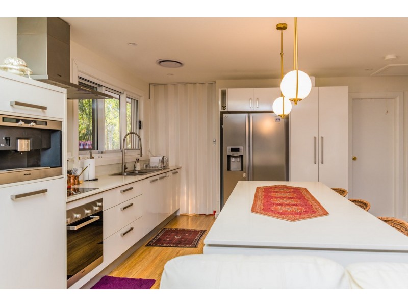 120 Casey Drive, Watanobbi NSW 2259