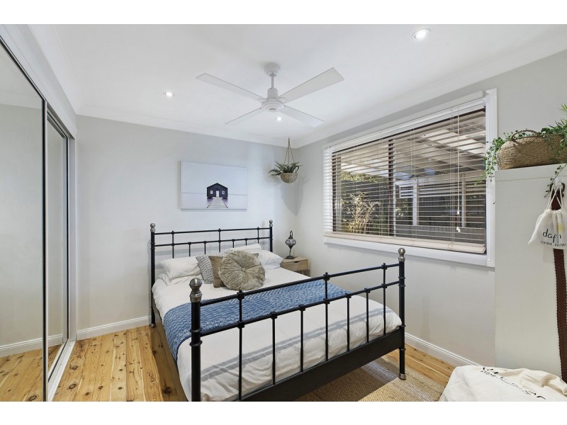 18 Wordsworth Avenue, Bateau Bay NSW 2261