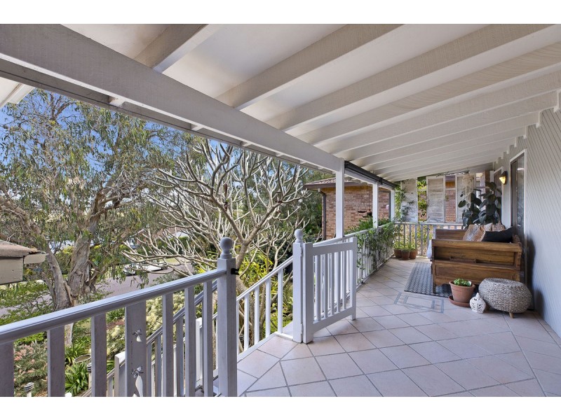 18 Wordsworth Avenue, Bateau Bay NSW 2261