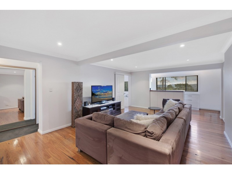 21 Rickard Street, Bateau Bay NSW 2261