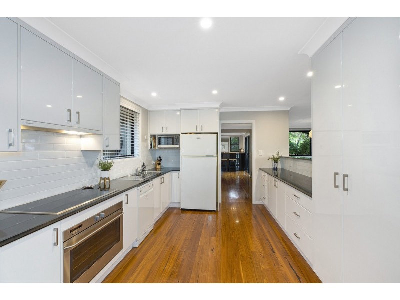 21 Rickard Street, Bateau Bay NSW 2261