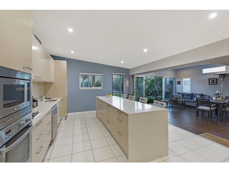 1B Harbour Street, Bateau Bay NSW 2261