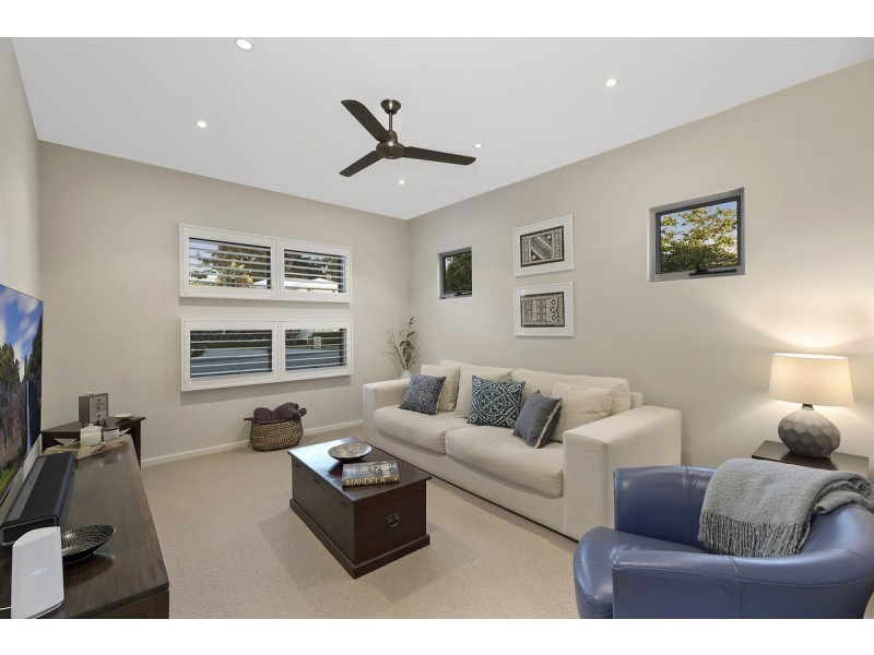 1B Harbour Street, Bateau Bay NSW 2261