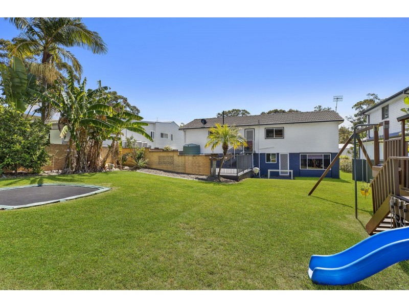 7 Guyagal Street, Bateau Bay NSW 2261