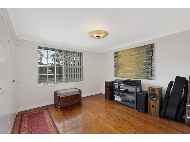 111 Eastern Road, Bateau Bay NSW 2261