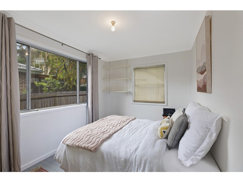 111 Eastern Road, Bateau Bay NSW 2261