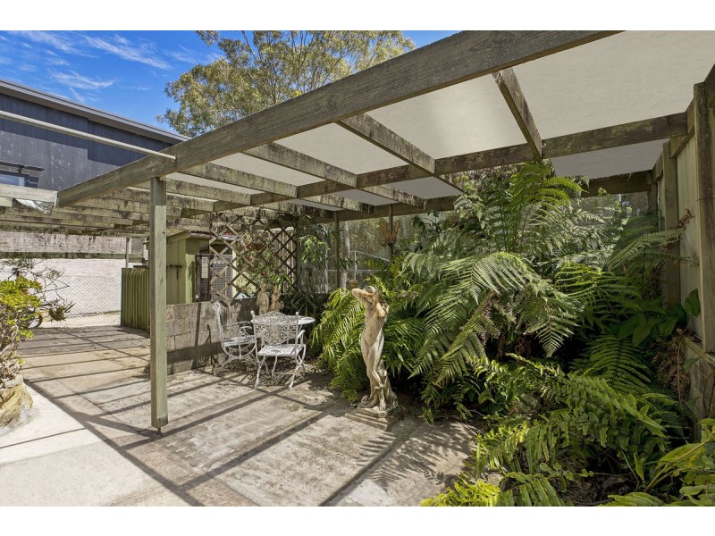 129 Lakin Street, Bateau Bay NSW 2261