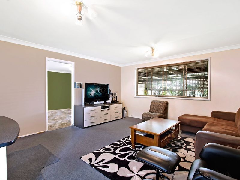187 Cresthaven Avenue, Bateau Bay NSW 2261