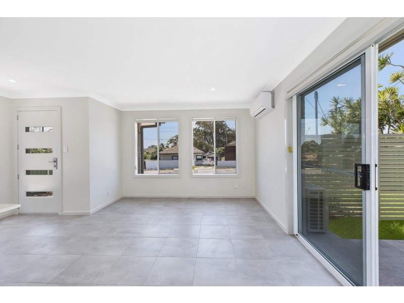 1/5 Ashton Avenue, The Entrance NSW 2261