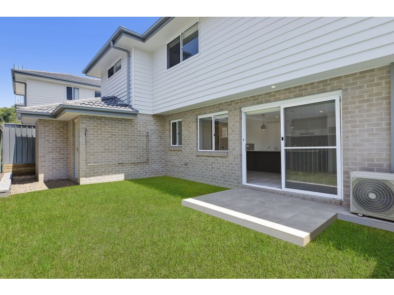 1/5 Ashton Avenue, The Entrance NSW 2261