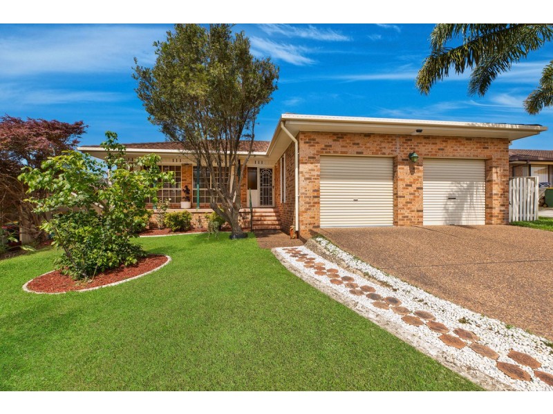 14 Sirius Avenue, Bateau Bay NSW 2261