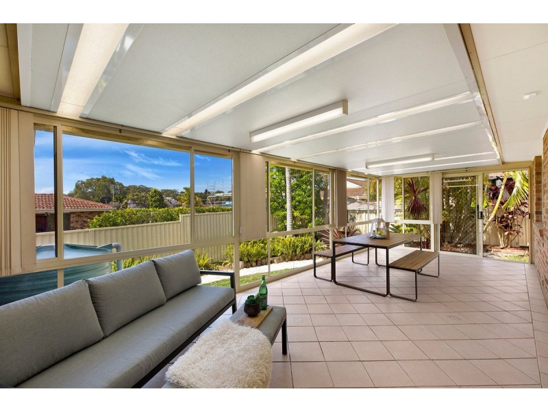 14 Sirius Avenue, Bateau Bay NSW 2261