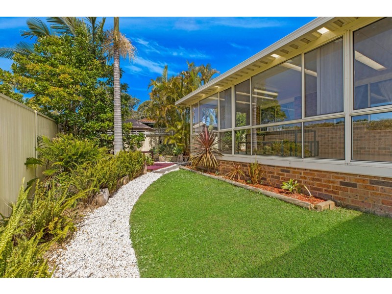 14 Sirius Avenue, Bateau Bay NSW 2261