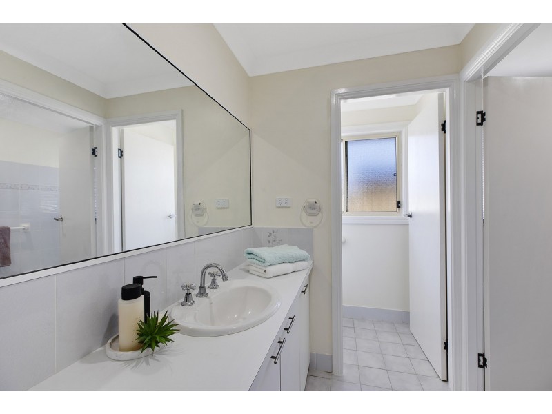 14 Sirius Avenue, Bateau Bay NSW 2261