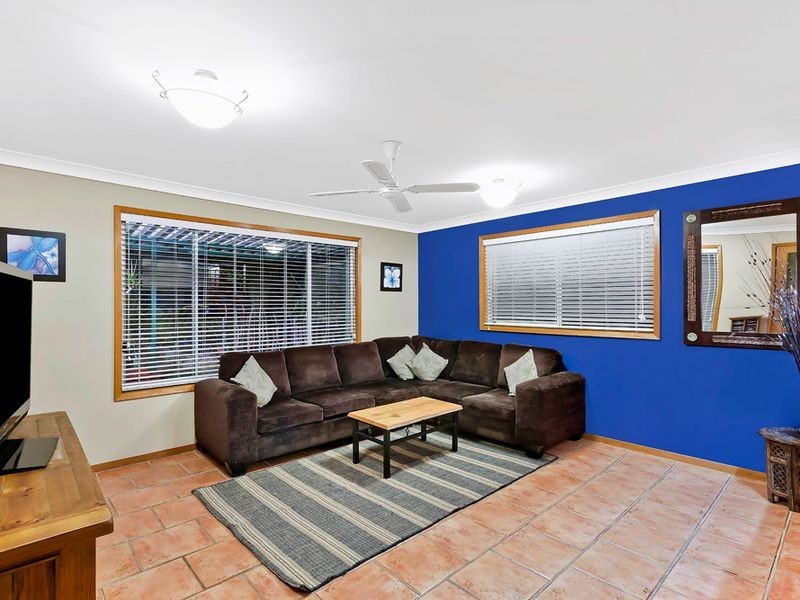29 Masefield Ave, Bateau Bay NSW 2261
