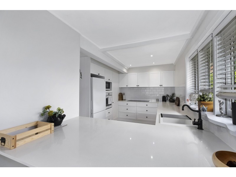 9 Wordsworth Avenue, Bateau Bay NSW 2261