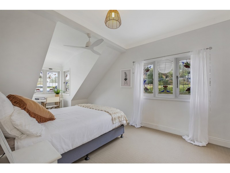 9 Wordsworth Avenue, Bateau Bay NSW 2261