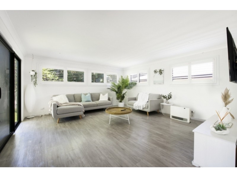 19 Captain Cook Crescent, Long Jetty NSW 2261