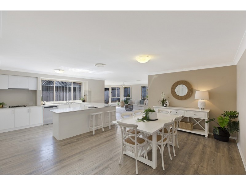 58 Sir Joseph Banks Drive, Bateau Bay NSW 2261