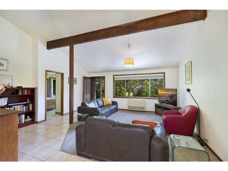12 Waratah Street, Bateau Bay NSW 2261