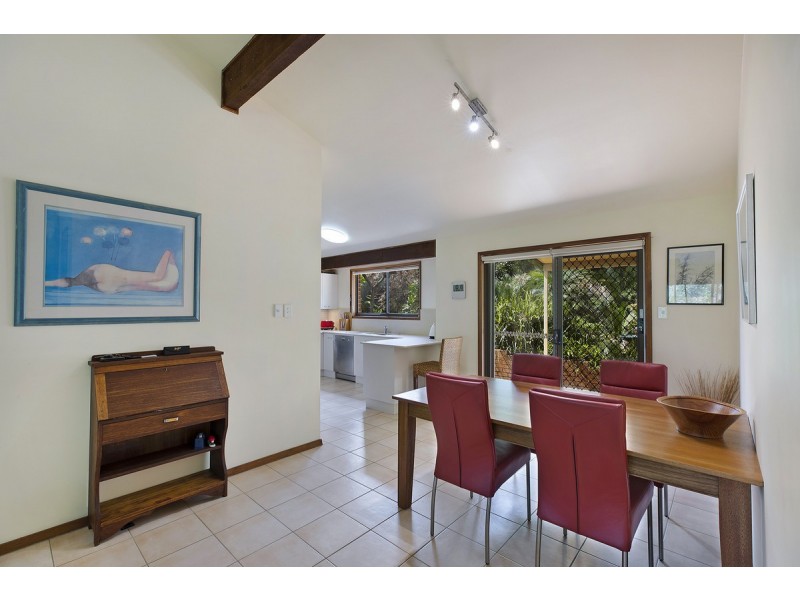 12 Waratah Street, Bateau Bay NSW 2261