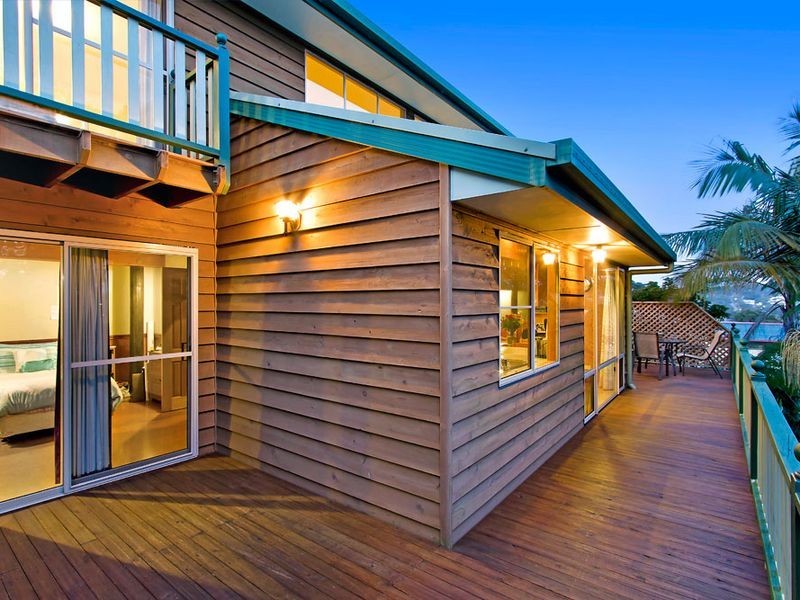 5 Valley View Road, Bateau Bay NSW 2261