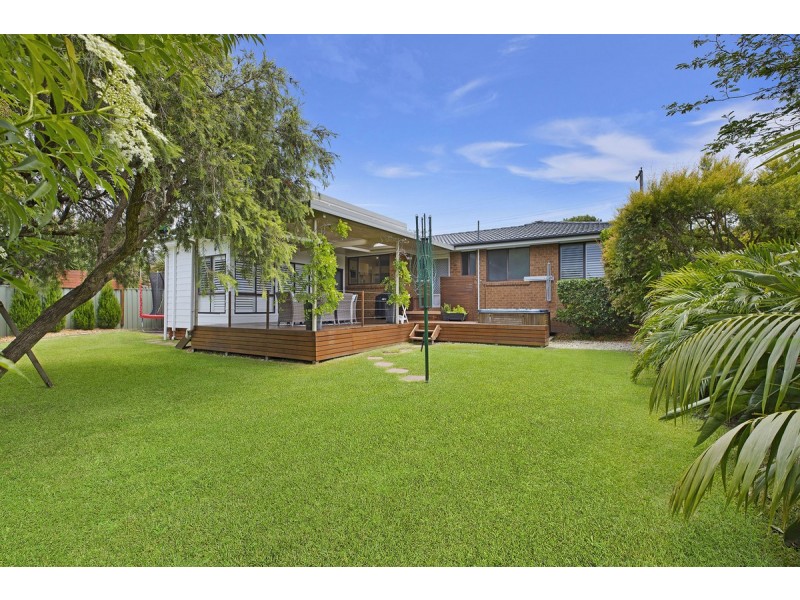 23 Sierra Avenue, Bateau Bay NSW 2261