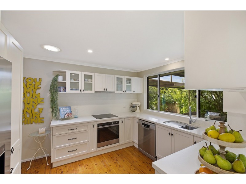 23 Sierra Avenue, Bateau Bay NSW 2261