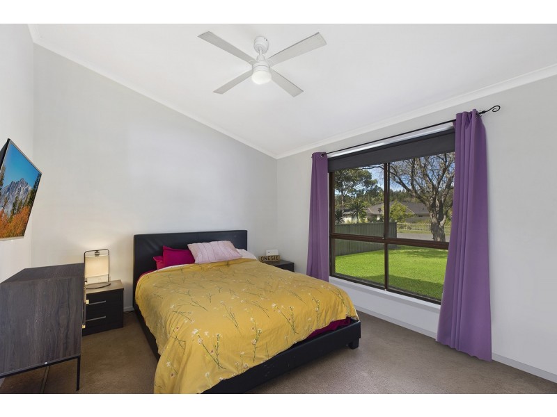17 Papala Avenue, Bateau Bay NSW 2261