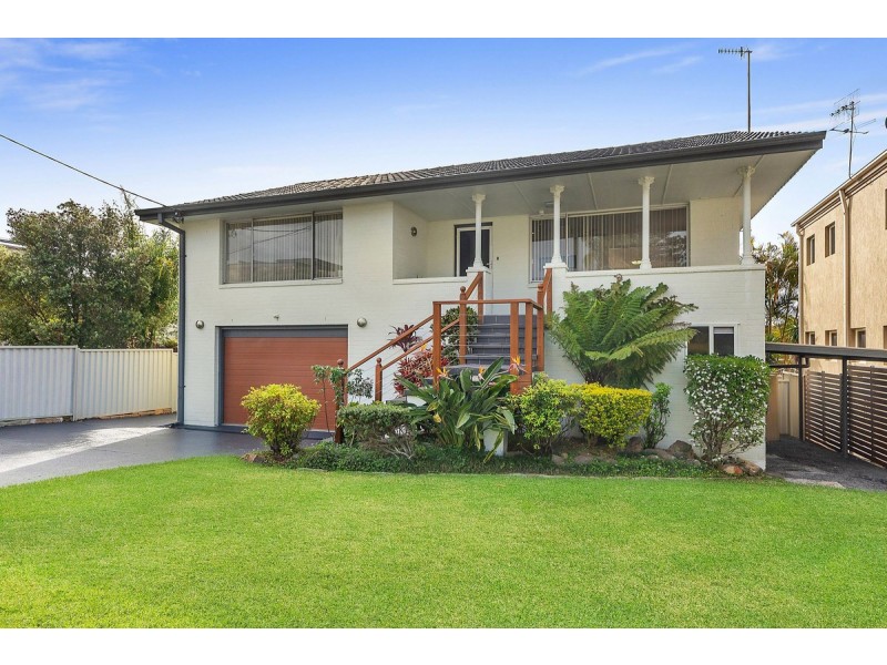33 Grandview Street, Shelly Beach NSW 2261