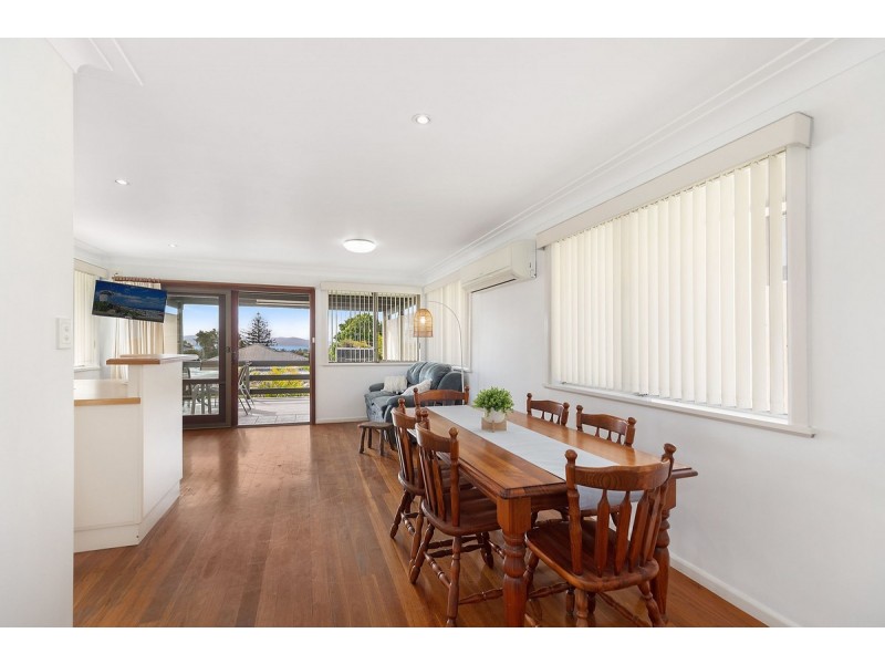 33 Grandview Street, Shelly Beach NSW 2261