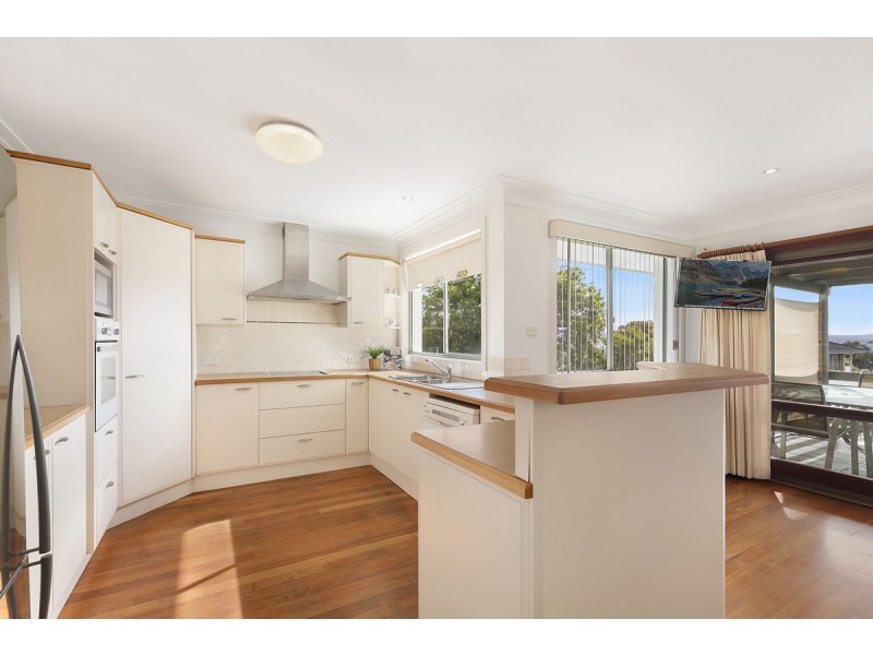 33 Grandview Street, Shelly Beach NSW 2261
