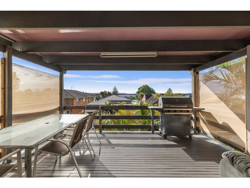 33 Grandview Street, Shelly Beach NSW 2261