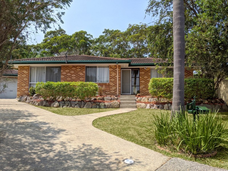 4 Kaystone Close, Bateau Bay NSW 2261
