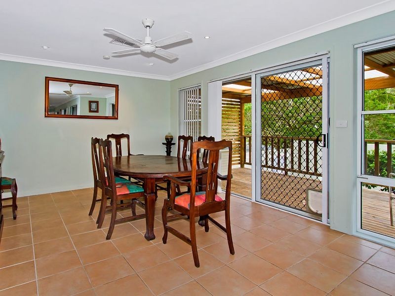 5 Whalans Rd, Bateau Bay NSW 2261