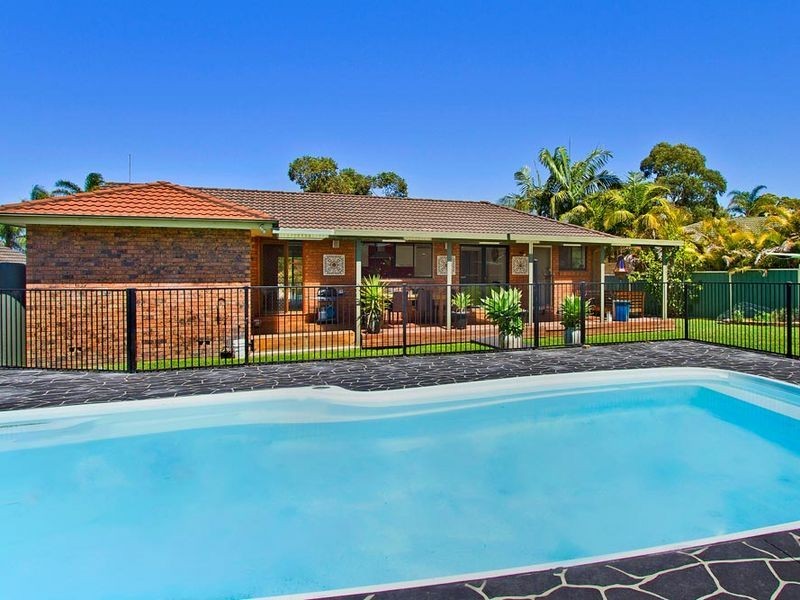 61 Wairakei Road, Wamberal NSW 2260