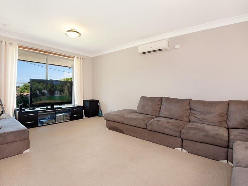 41 Belford Ave, Bateau Bay NSW 2261