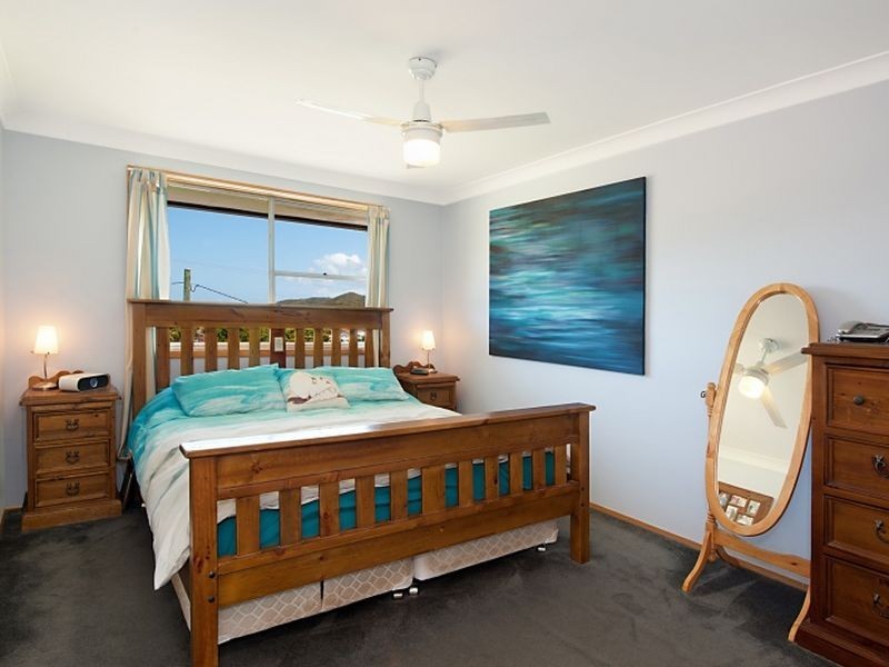 41 Belford Ave, Bateau Bay NSW 2261