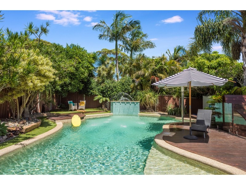 33 Rushby Street, Bateau Bay NSW 2261