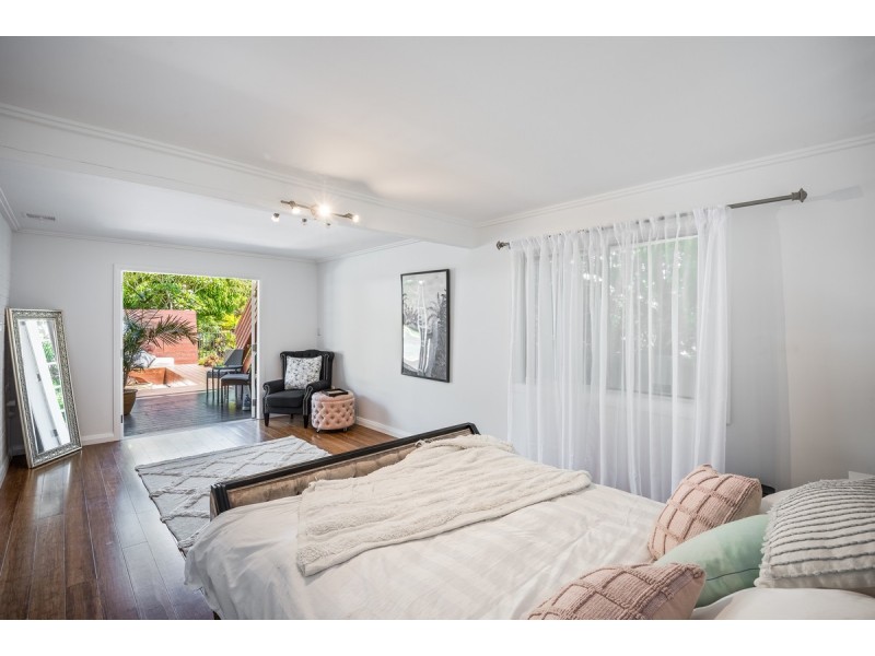 33 Rushby Street, Bateau Bay NSW 2261