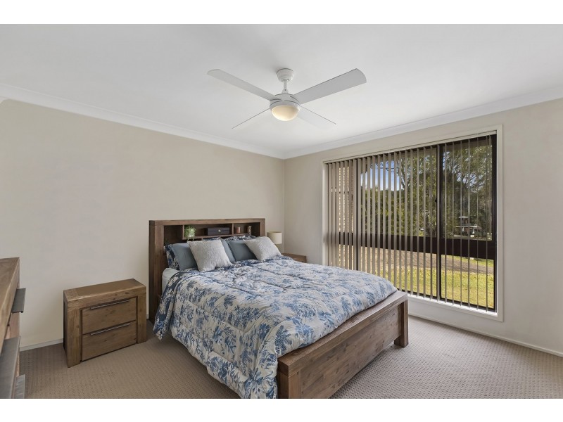 6 Parklands Close, Bateau Bay NSW 2261