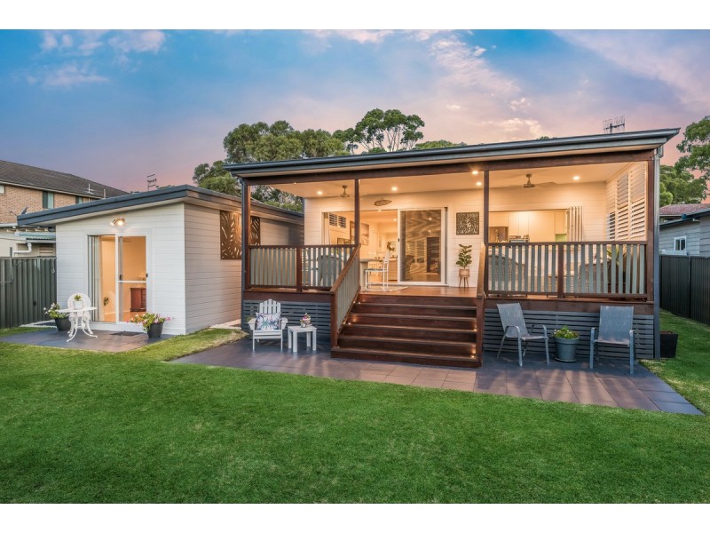 10 Wandella Avenue, Bateau Bay NSW 2261