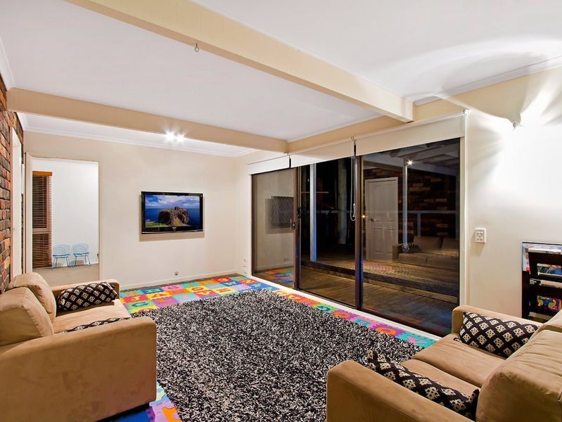 13 Northview Drive, Bateau Bay NSW 2261