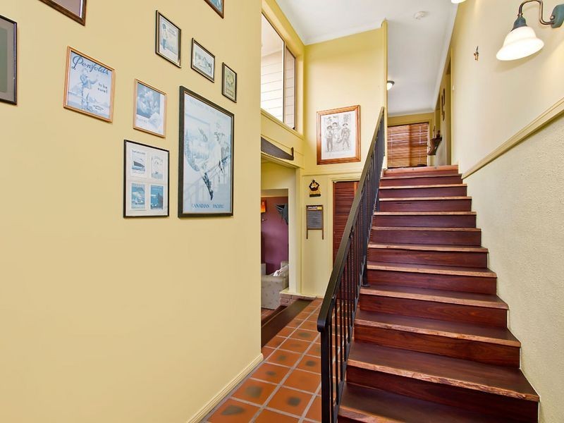 12 Toongara Avenue, Bateau Bay NSW 2261
