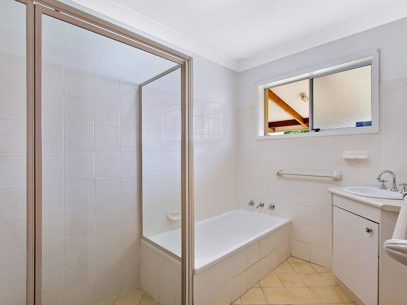 10 Ventura Avenue, Bateau Bay NSW 2261