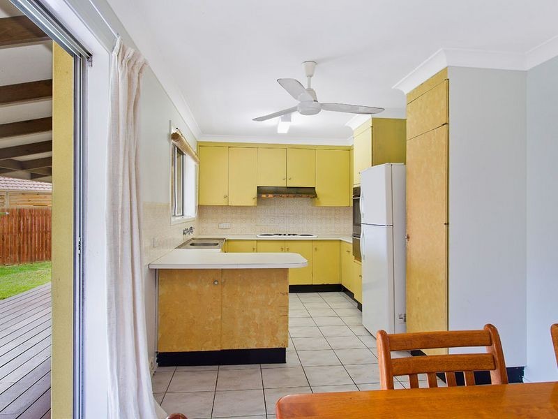 10 Ventura Avenue, Bateau Bay NSW 2261