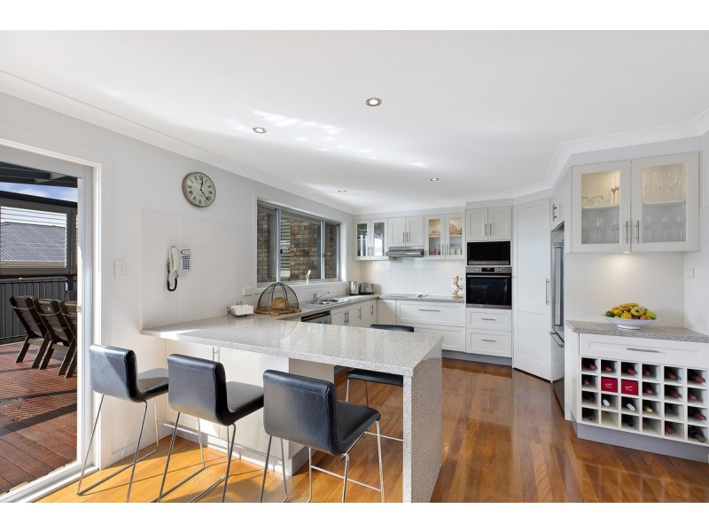 2 Sanctuary Place, Bateau Bay NSW 2261
