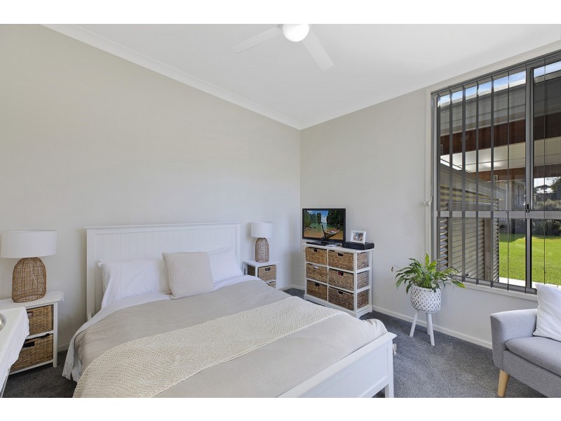 45 Lakin Street, Bateau Bay NSW 2261