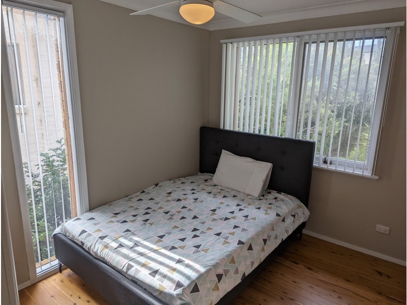 80 Lakin Street, Bateau Bay NSW 2261